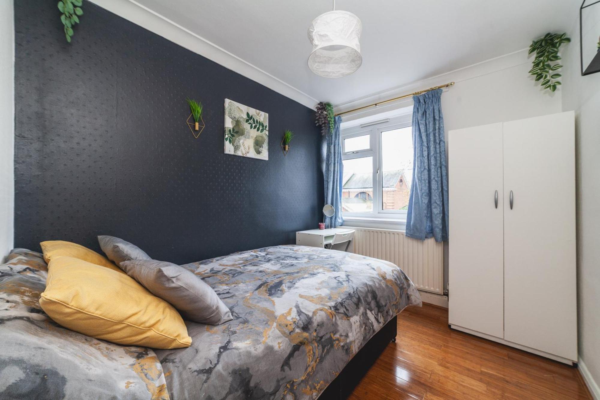 Charles Apartment London